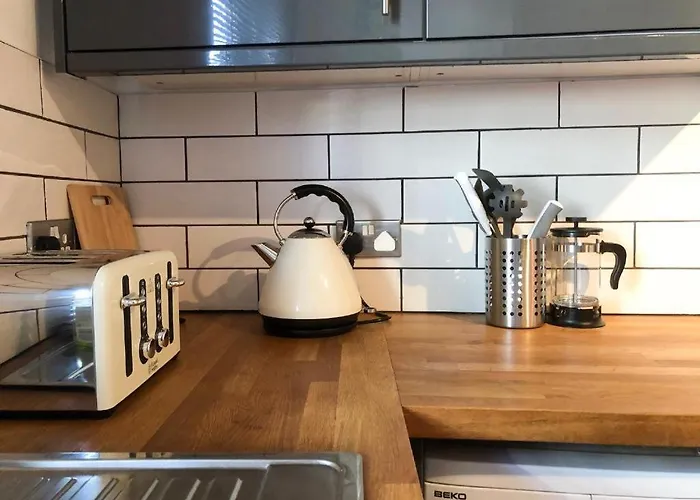 Lux Home Stays - Regents Place